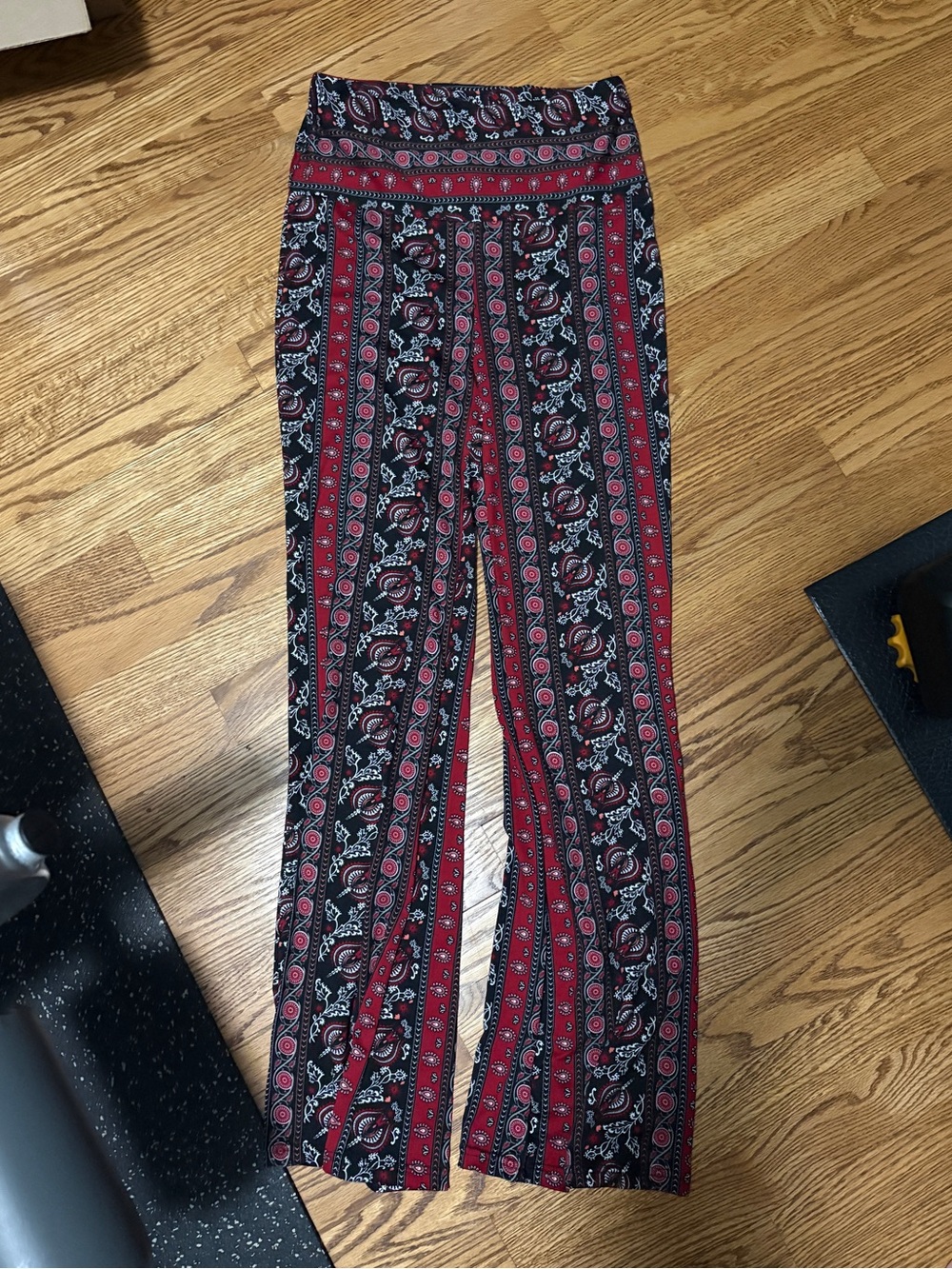 NWOT Shosho red and black paisley stretch pants